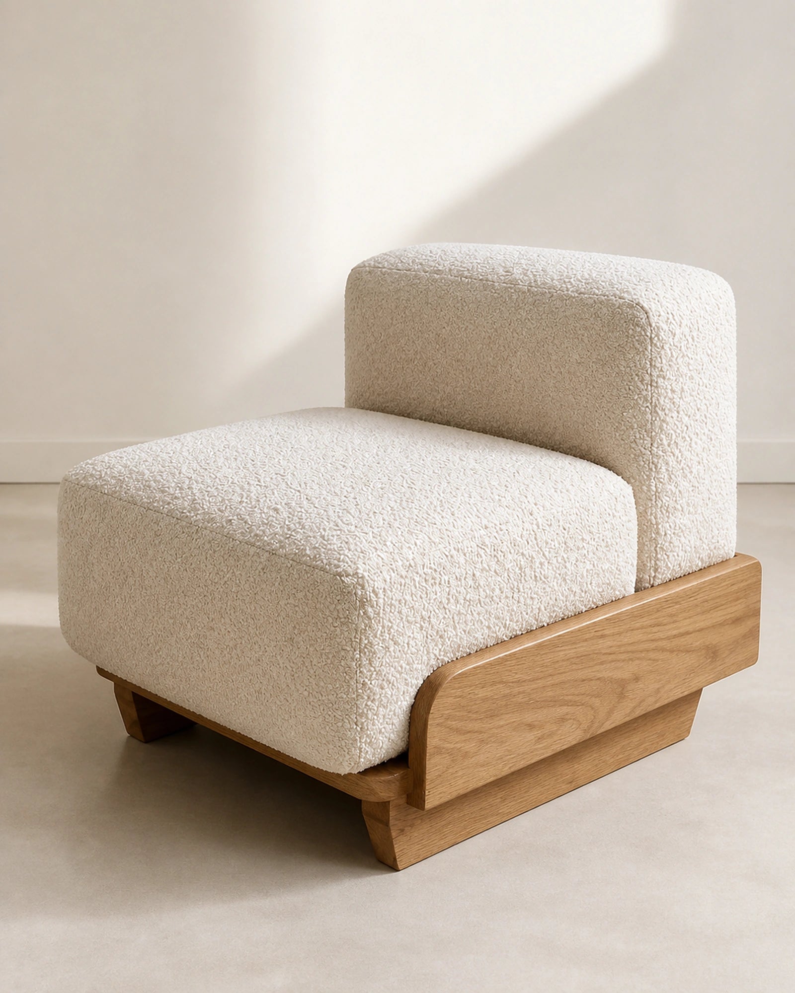 Hina single-seat module in cream upholstery and timber base